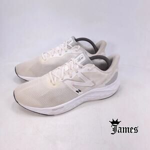 New Balance Arishi Fresh Foam Athletic Running Shoe Mens Size 8.5 MARISLW4 White